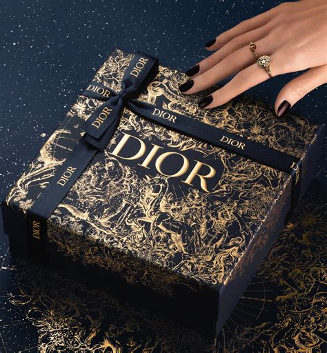 dior christmas packaging 2023